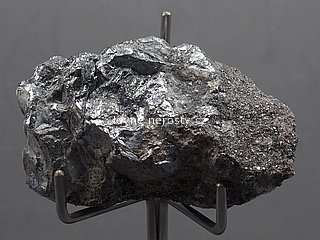 skutterudit + löllingit