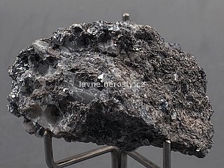 skutterudit + löllingit